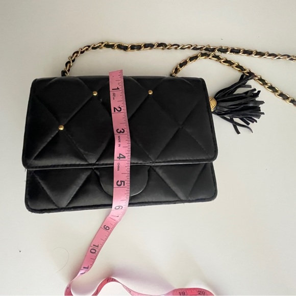 Black leather quilted shoulder bag - Picture 4 of 10